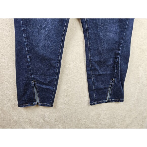 Time And Tru Women's Slit Bottom Denim Jeans Size 14 Regular - Picture 2 of 4